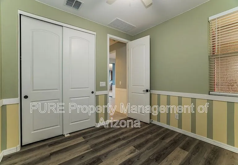 22555 N Diamond Dr — Photo 19