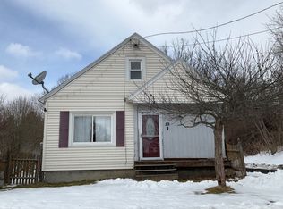 89 Barth St, North Adams, MA 01247