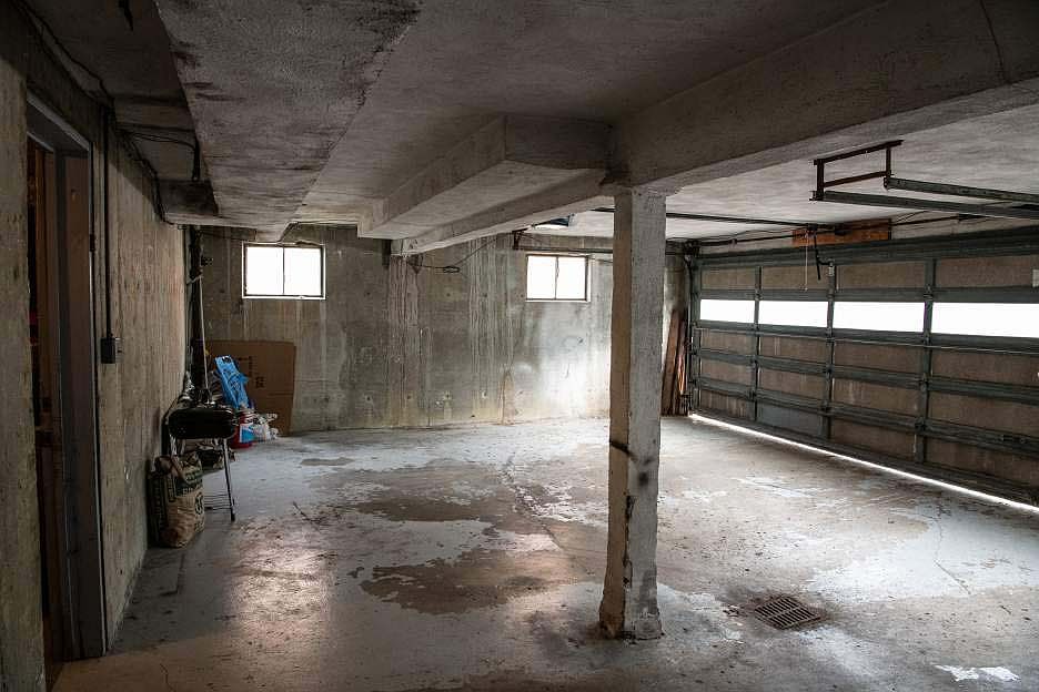 2nd image of 3588 Schwartze Ave APT 2