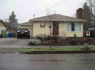 5515 SE Mall St, Portland, OR 97206