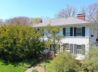 217 Moraine Rd, Highland Park, IL 60035