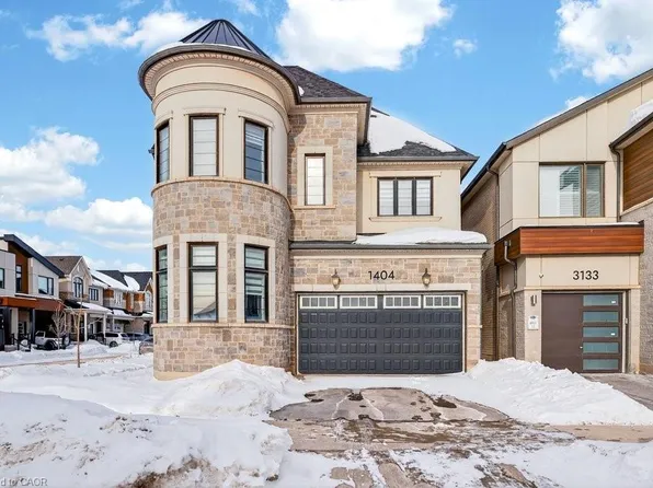 1404 Lynx Gdns, Oakville, ON L6H 3W8