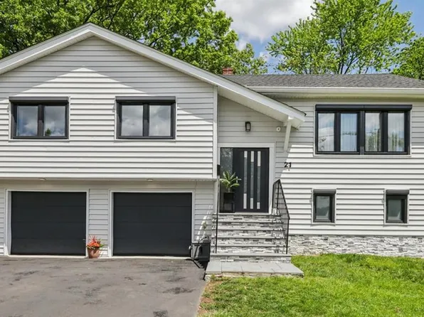 21 Ray Ave, Leonia, NJ 07605