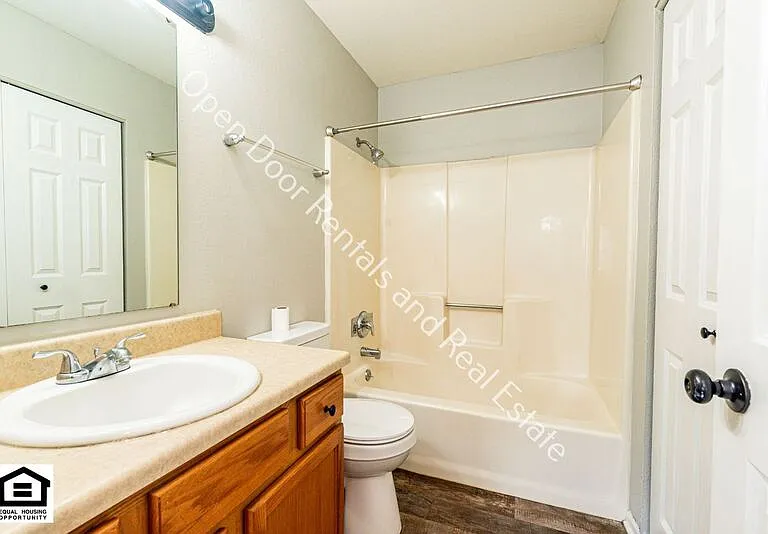 7723 E State Blvd — Photo 12