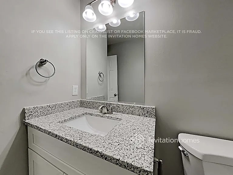 9500 Pondside Ln — Photo 21