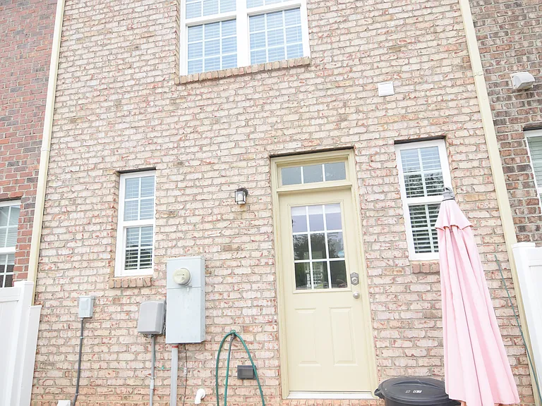9507 Longstone Ln — Photo 26