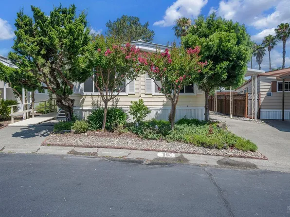 99 Drake Mews, Sonoma, CA 95476