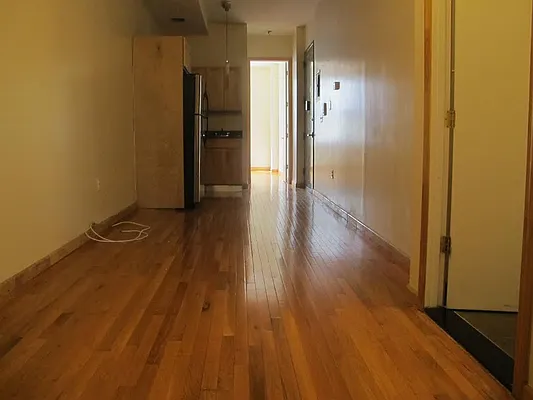 Rented by P Management | media 82