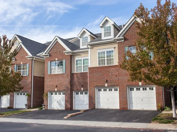 10 Taft Ln, Morristown, NJ 07960