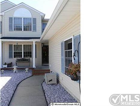 1st image of 39 Cherrywood Cir