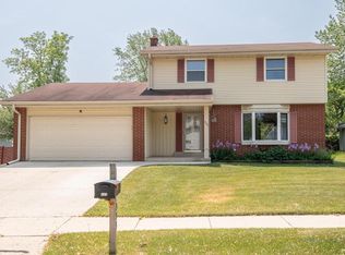 333 Jacque Ln, Port Washington, WI