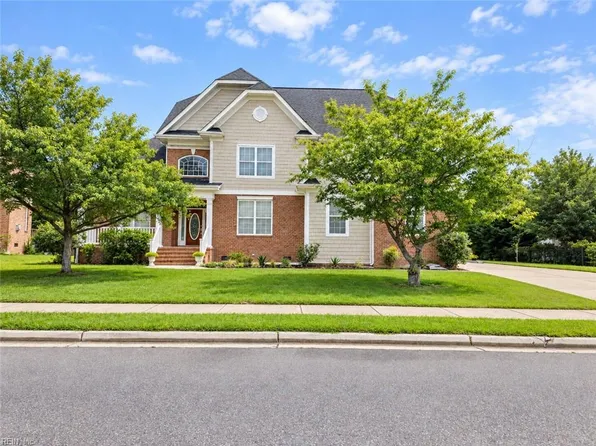 1412 Kemp Bridge Ln, Chesapeake, VA 23320