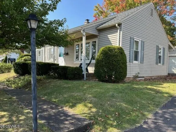 31 Maple St, Danville, PA 17821