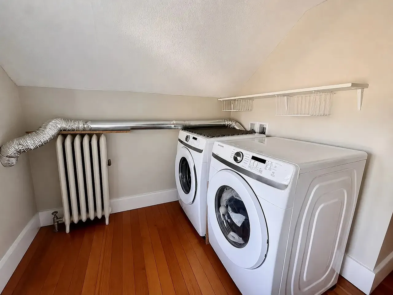 5 bed, 2000 sqft, $4,000 — Photo 3