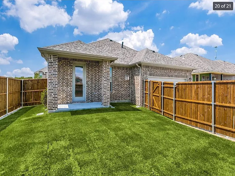 9772 Staffordshire Rd — Photo 5
