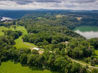 125 Bluebird Ridge Rd, Byrdstown, TN 38549