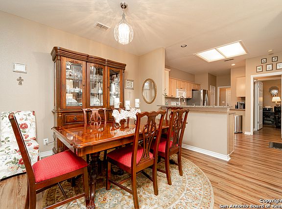 5th image of 128 Oakwell Farms Pkwy #128