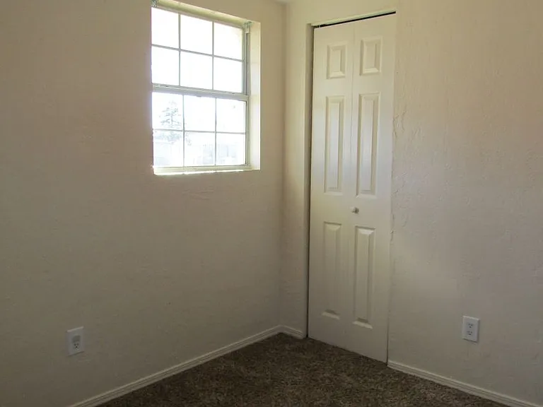3412 NW Lincoln Ave — Photo 17