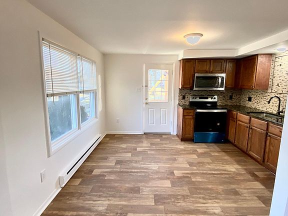 3rd image of 15 Orchard St