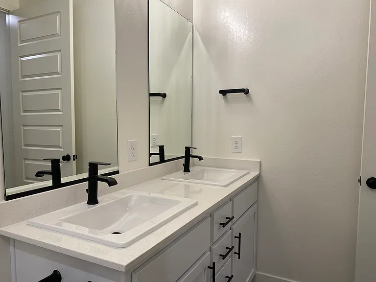 7023 Jewel Cave Ct — Photo 5
