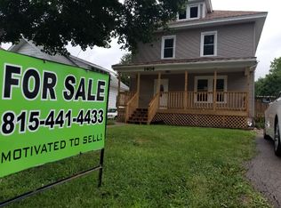 1404 Locust St, Sterling, IL 61081