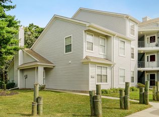 1022 Waters Edge Dr #22F, Toms River, NJ