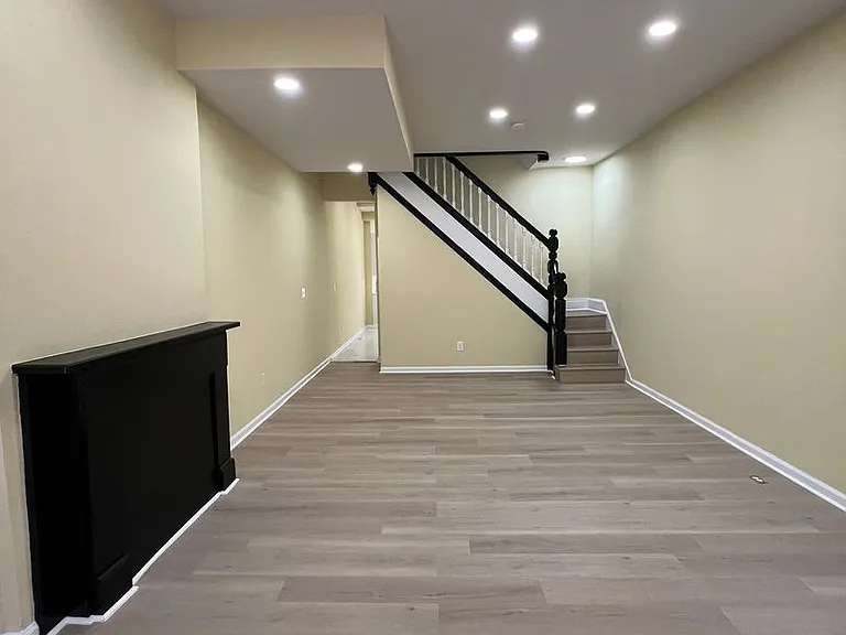 1725 Druid Hill Ave — Photo 4