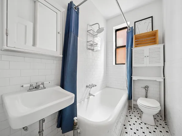 860 West 181st Street 57A image 3 of 14
