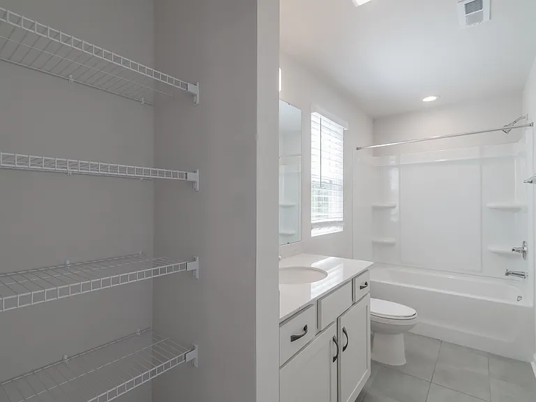 223 Hoskins Avenue Dr #1 — Photo 28