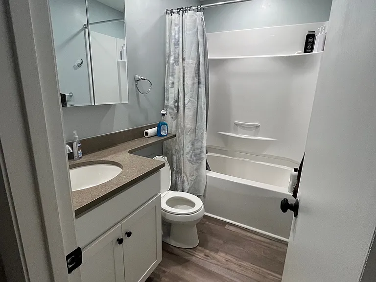 2828 Wellesley Ct — Photo 12