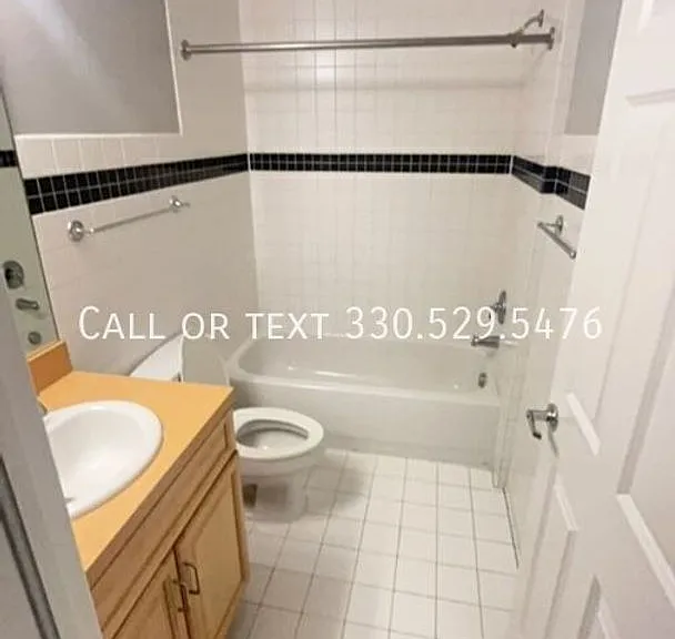 2404 Prospect Ave — Photo 46