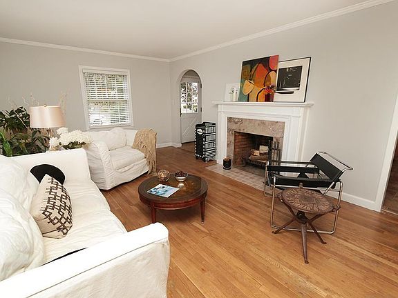 5th image of 65 Sheffield Rd