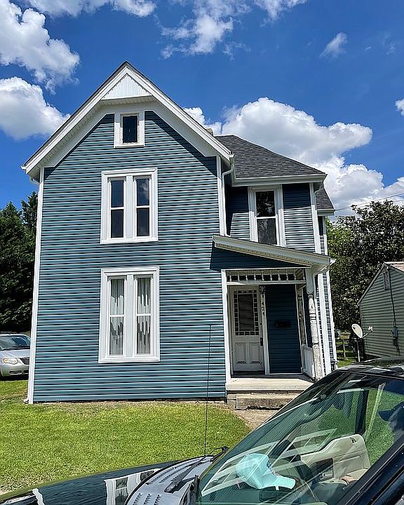 1st image of 424 White St
