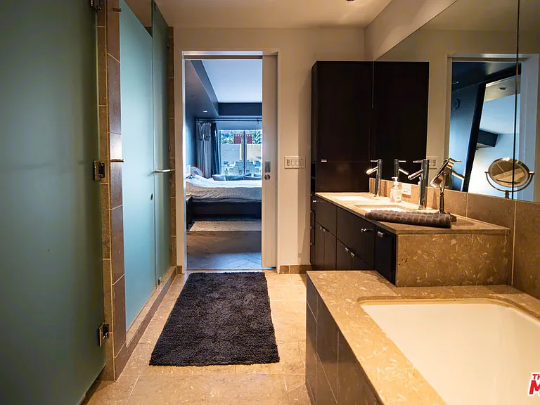6250 Hollywood Blvd #6G — Photo 15