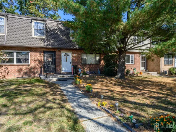 526 Linda Ct, Brick, NJ 08724