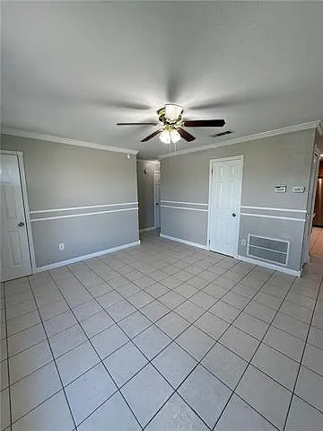 113 Elaine Dr — Photo 7