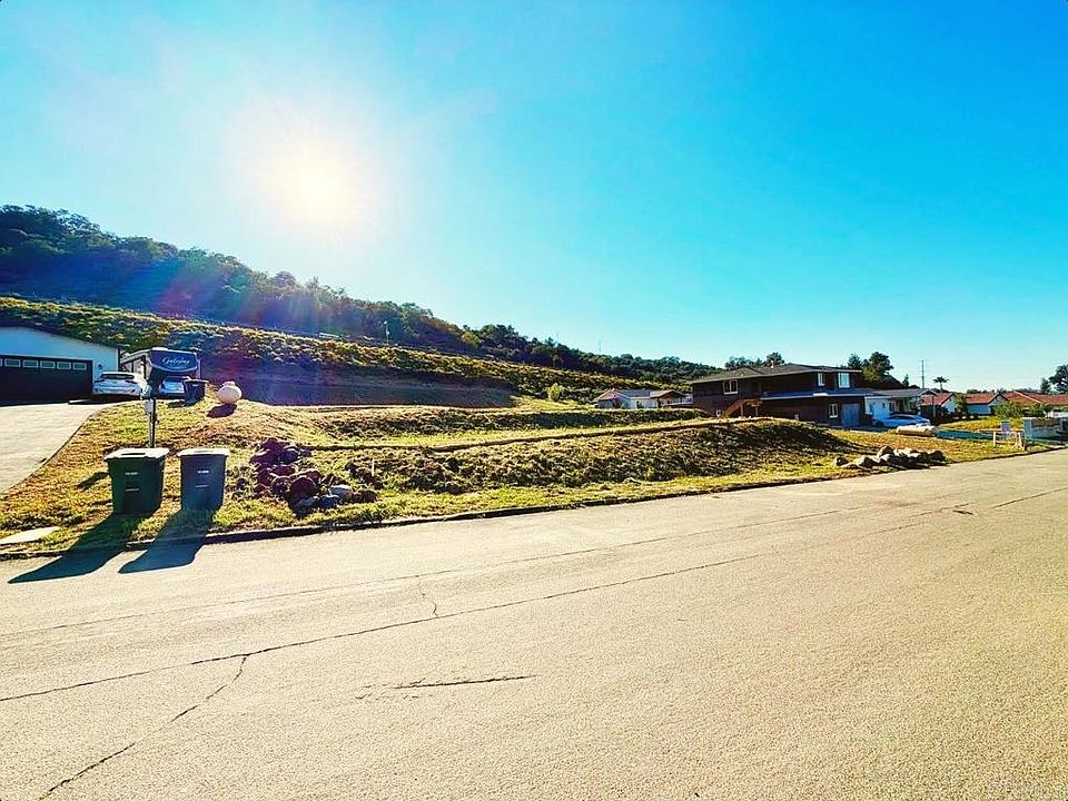 1st image of 13814 Woods Valley Rd