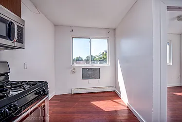 Rented by Rennit Inc.