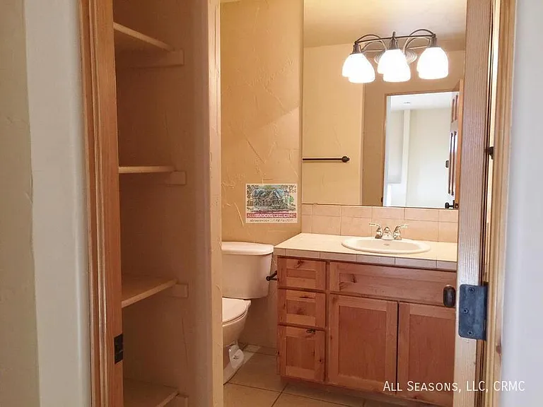 516 Laclede Ave — Photo 9
