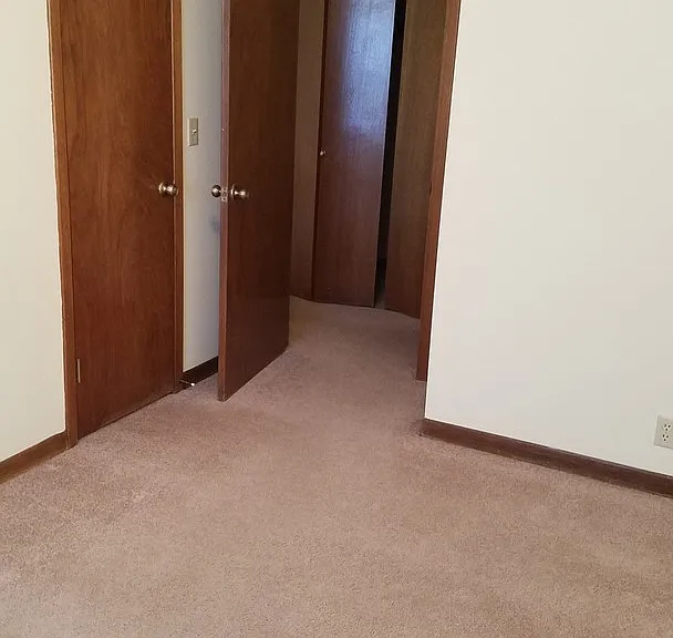 3266-3268 E Longfellow Ct — Photo 13
