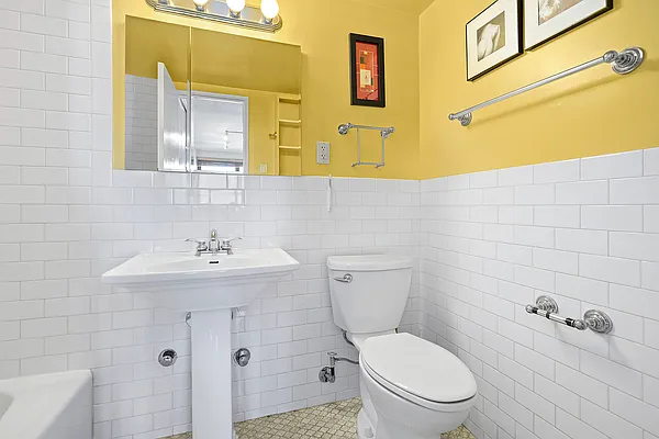 Sold by Compass | media 4