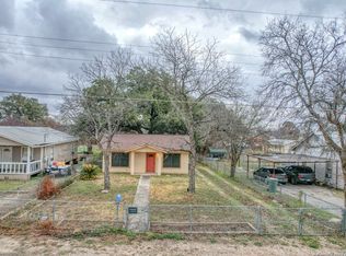 854 S High St, Uvalde, TX 78801