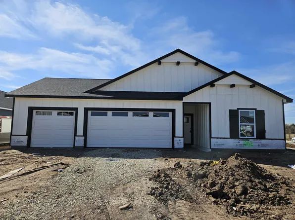 1002 N Forestview St, Wichita, KS 67235