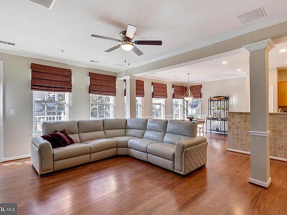 5th image of 2663 Manhattan Pl Ste 301