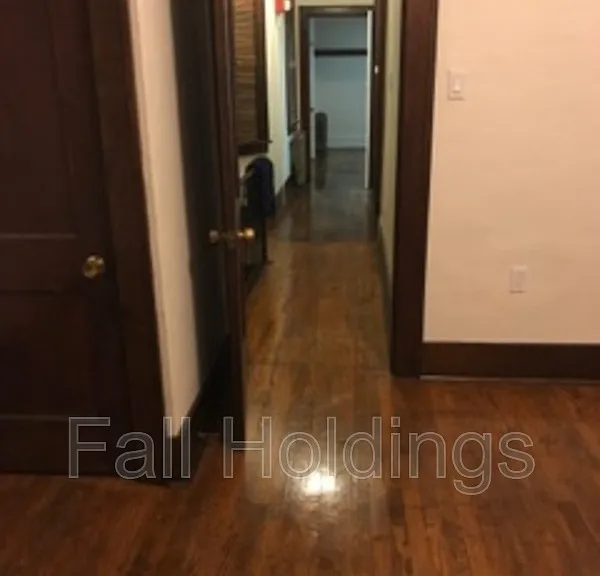 2918-20 W Liberty Ave #2918 — Photo 5