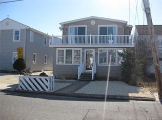 284 W 18th St, Ship Bottom, NJ 08008