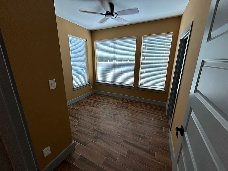 4534 N Shore Dr — Photo 26