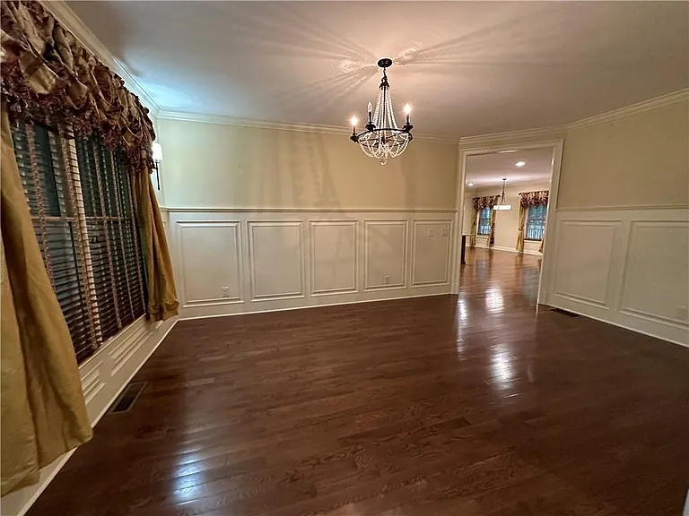 510 Lake Medlock Dr — Photo 10