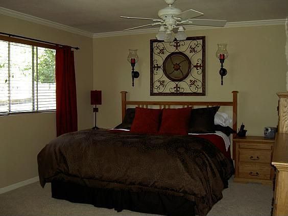Master Bedroom - BR w/double shower heads