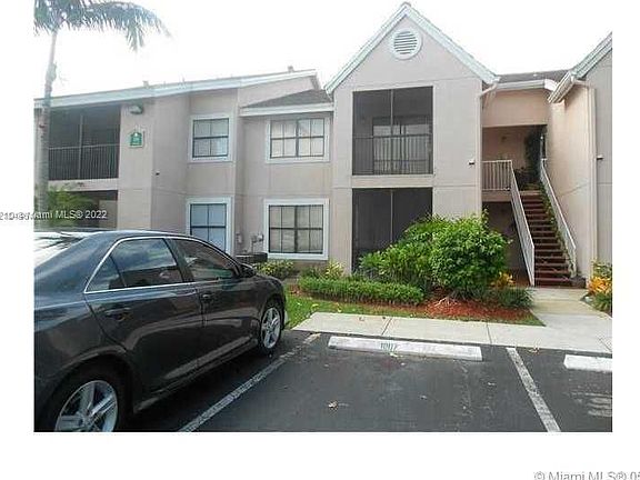 2nd image of 15590 SW 106th Ln APT 1103